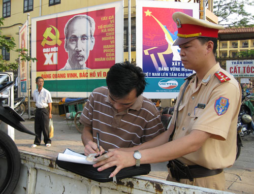 Thái Nguyên: Trên 400 triệu đồng xử phạt vi phạm ATGT