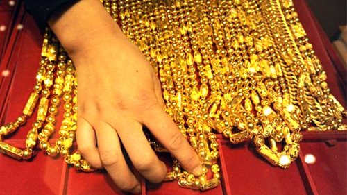 Vàng trong nước chấm dứt chuỗi ngày loạn giá