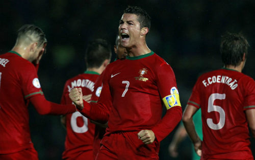 Đức - Bồ Đào Nha:  Cỗ xe tăng Đức đối đầu Ronaldo