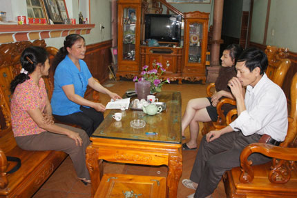 Tổ dân phố 17 năm liền không có người sinh con thứ 3