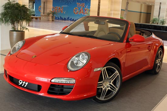Những điều thú vị về siêu xe thể thao Porsche 911 Carerra Cabriolet