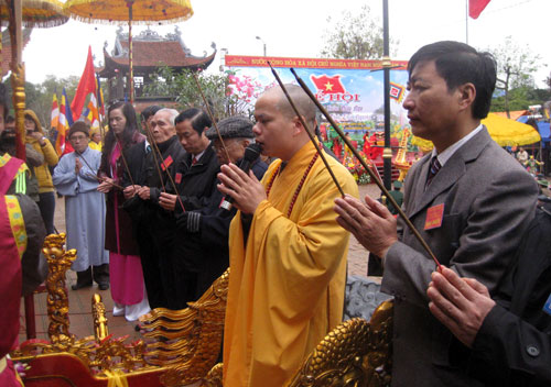 Lễ hội Chùa Hang Xuân Giáp Ngọ năm 2014
