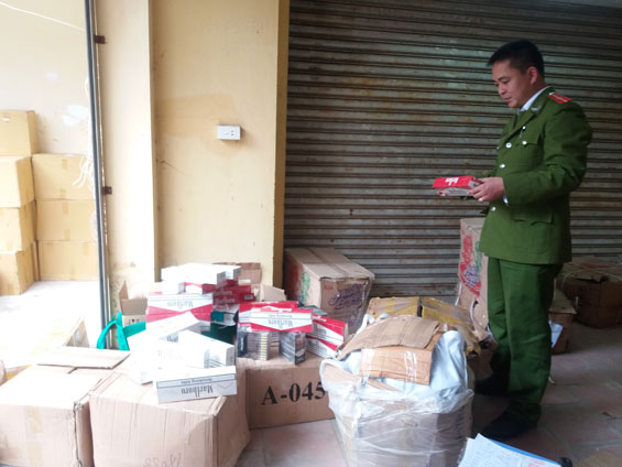 Tạm giữ nhiều loại mặt hàng nhập lậu