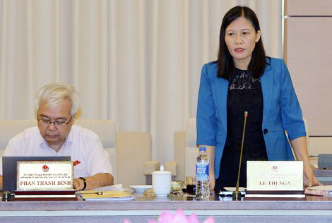 “Bộ trưởng không bận sao để cấp dưới đi giải trình trước Quốc hội”