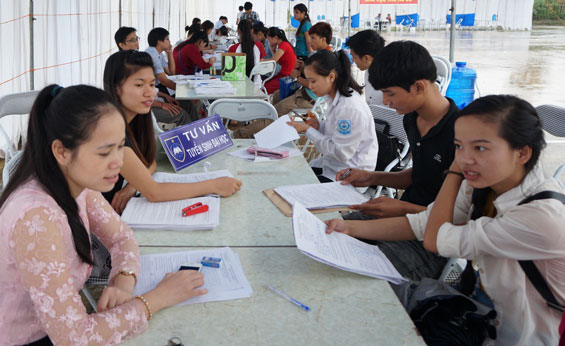 Nỗi lo thí sinh ảo