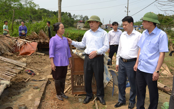 Kịp thời khắc phục hậu quả do giông lốc và mưa đá