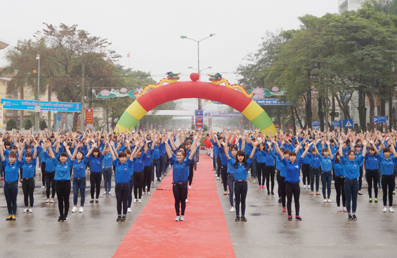 Sôi động Ngày hội “Tự hào tuổi trẻ thời đại Hồ Chí Minh”