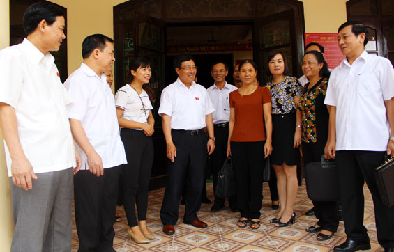 Phó Thủ tướng Chính phủ Phạm Bình Minh tiếp xúc cử tri tại Phú Bình và T.P Sông Công
