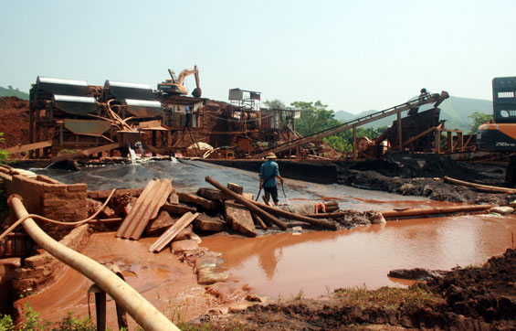 Sản xuất công nghiệp gây ô nhiễm môi trường: Bài học đắt giá (Kỳ III)