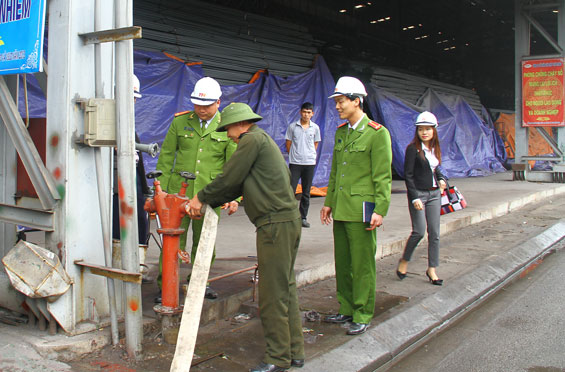 Chủ động bằng lực lượng và phương tiện tại chỗ