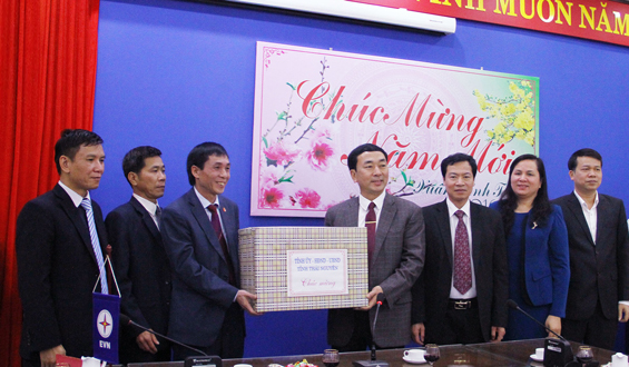 Lãnh đạo tỉnh thăm và chúc Tết các đơn vị