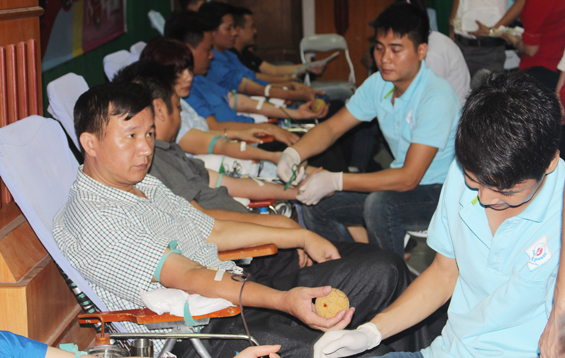 Võ Nhai: Hơn 400 người tham hiến máu tình nguyện