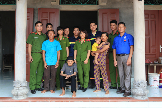 Công tác hậu cần phục vụ chiến đấu