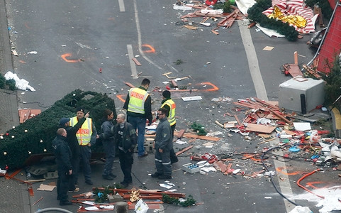 IS nhận trách nhiệm vụ tấn công khu chợ Giáng sinh tại Berlin