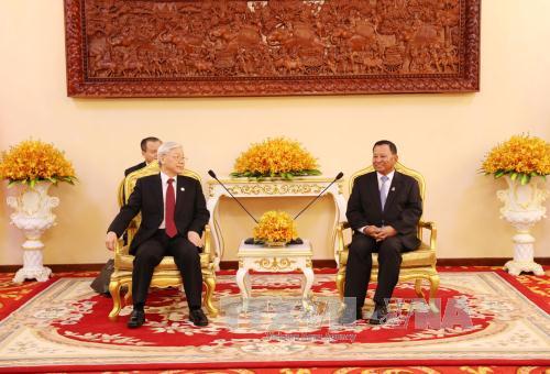 Tổng Bí thư Nguyễn Phú Trọng hội kiến Chủ tịch Thượng viện Vương quốc Campuchia Samdech Say Chhum