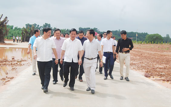 Trao đổi kinh nghiệm thực hiện nhiệm vụ phát triển kinh tế - xã hội