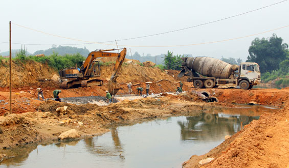 Hoàn thành giai đoạn 1 Dự án kè chống xói lở bờ sông Chu