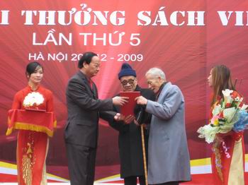 Trao giải “Sách Việt Nam lần thứ 5”