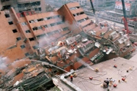 Động đất kinh hoàng tại Đài Loan