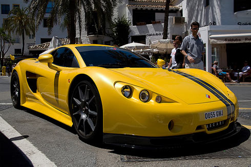 Ascari A10