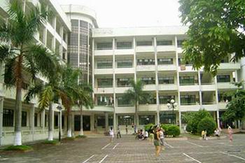 Tổng kết đề án kiên cố hóa trường lớp và xây dựng KTX cho sinh viên