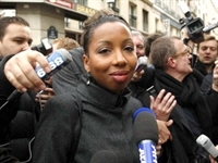 Nữ nhà văn gốc Phi đoạt giải Goncourt 2009