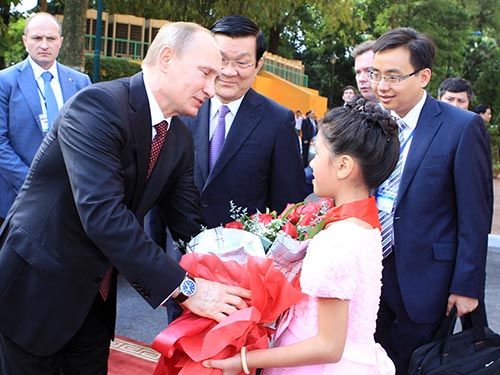 Tổng thống Liên bang Nga V.Putin thăm Việt Nam: Đẩy mạnh hợp tác chiến lược toàn diện