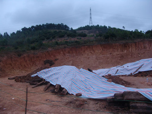 Quảng Ninh: Phát hiện một ngôi mộ cổ thời Trần