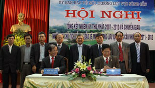 Chuyển giao nhiệm vụ Chủ tịch Ủy ban Sông Cầu nhiệm kỳ 2011-2012