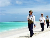 Cả nước luôn luôn bên cạnh, chia sẻ với Trường Sa