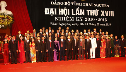 Thảo luận các giải pháp thực hiện nhiệm vụ trong nhiệm kỳ mới