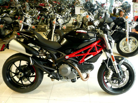 Ducati Monster 796 ABS