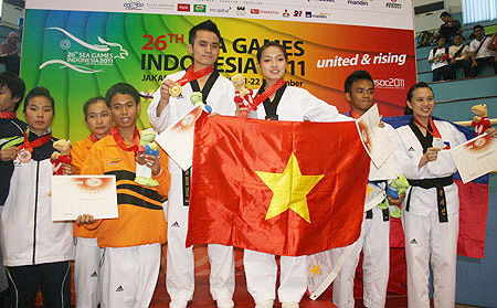 2 tấm HCV đầu tiên của thể thao Việt Nam