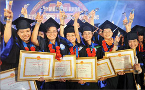 Thành phố Hồ Chí Minh vinh danh 88 Thủ khoa