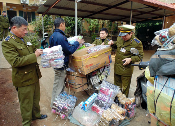 Tích cực đấu tranh chống buôn lậu và gian lận thương mại