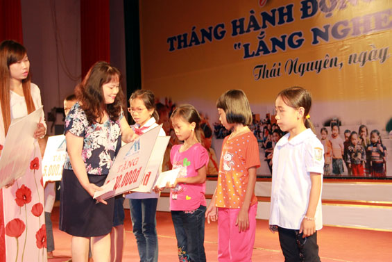 NuiPhao Mining: Hỗ trợ Quỹ Vì trẻ em 50 triệu đồng