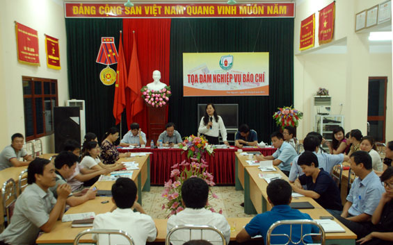 Tọa đàm về nghiệp vụ báo chí