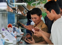 Người tiêu dùng quan tâm đến hàng Việt