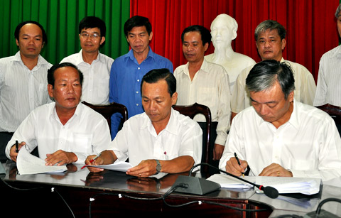 Vedan ký cam kết bồi thường đầu tiên