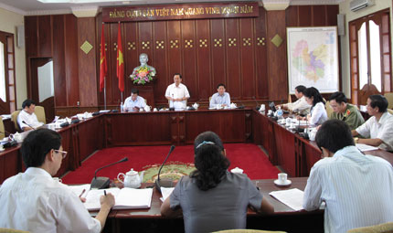 Cho ý kiến vào công tác chuẩn bị Đại hội Đảng bộ tỉnh và Đại hội Thi đua yêu nước