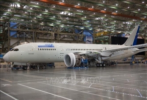 Boeing giảm sản lượng 787 Dreamliner do phát sinh sự cố