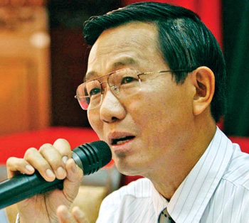 Thứ trưởng Bộ Y tế và Chủ tịch UBND tỉnh Đắk Lắk bị kỷ luật