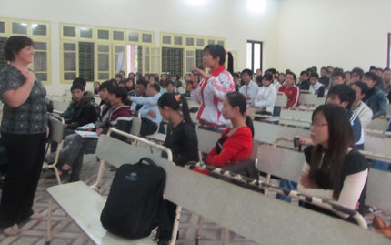 Chuẩn hóa trình độ tiếng Anh cho giảng viên và sinh viên