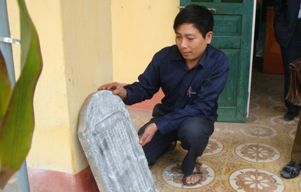 Phát hiện bia văn chỉ ở Phổ Yên