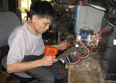 Chàng trai tật nguyền và câu chuyện cổ tích giữa đời thường