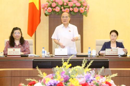 Khai mạc Phiên họp thứ 39 của Ủy ban Thường vụ Quốc hội khóa XIII