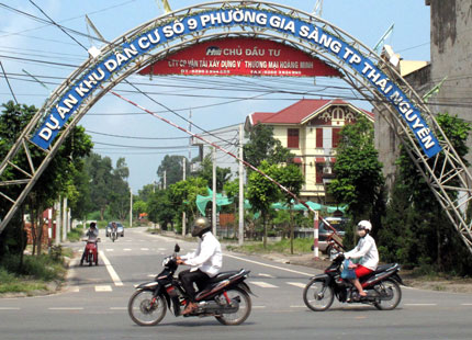 Kinh doanh bất động sản: Nỗi lo “khủng hoảng thừa”