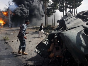 Pakistan: Đánh bom liều chết, 70 người thương vong