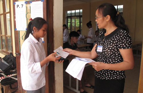 Ngày đầu kỳ thi tốt nghiệp THPT năm học 2012-2013: An toàn, nghiêm túc