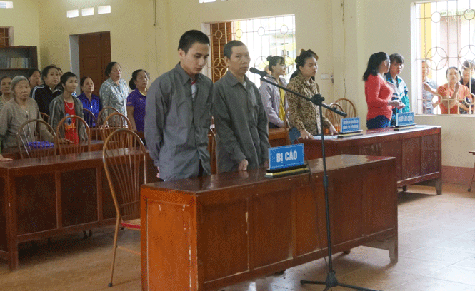 Xét xử lưu động 2 vụ án hình sự